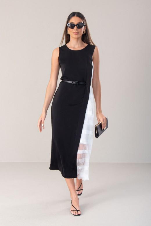 Vestido midi com tecido de renda na lateral a contrastar Vestido midi com tecido de renda na lateral a contrastar