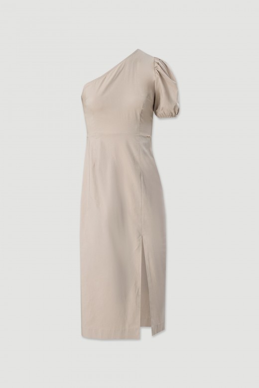 Robe avec dcollet asymtrique