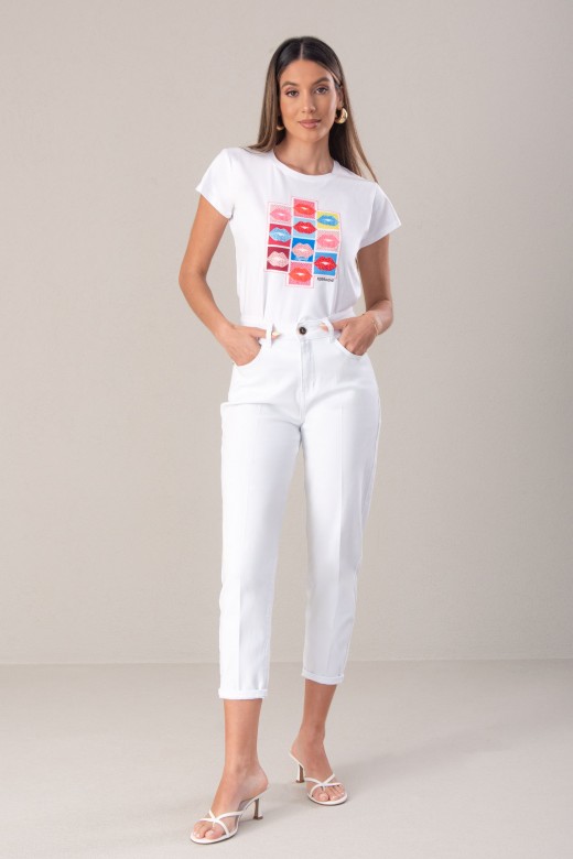 T-shirt em algodo com estampado na frente