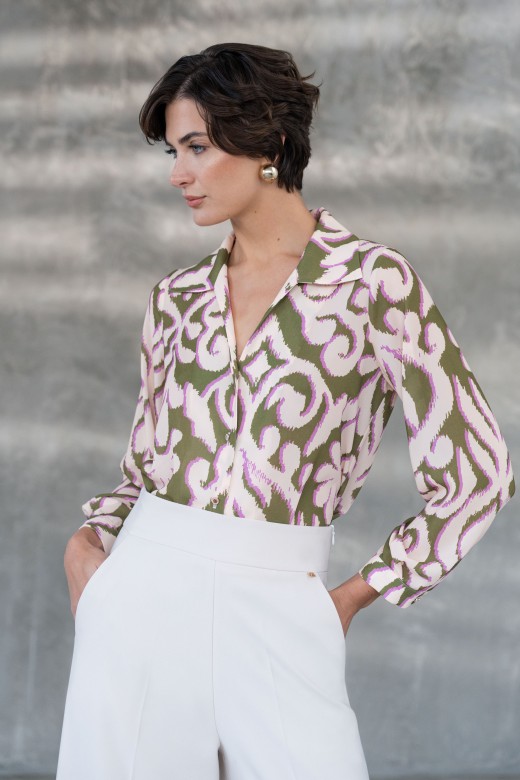 Blusa estampada com colarinho