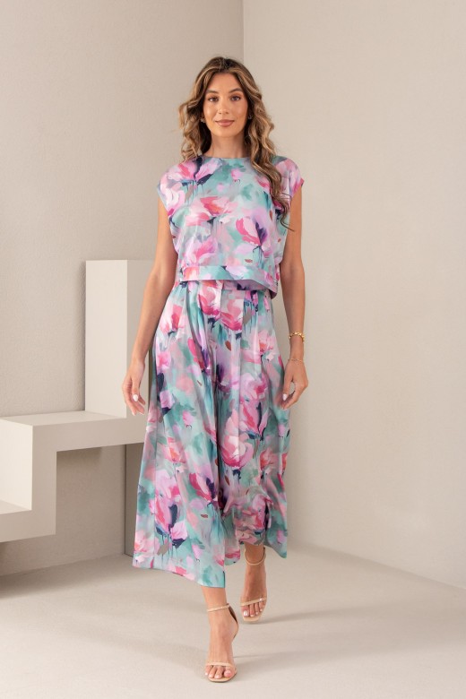 Cala culotte acetinada com padro floral