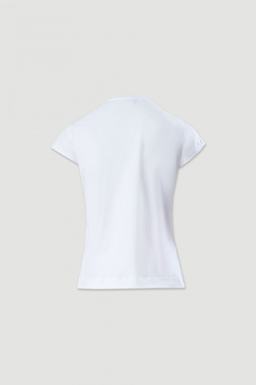 T-shirt básica em algodão com aplicação de lantejoulas e bordado T-shirt básica em algodão com aplicação de lantejoulas e bordado