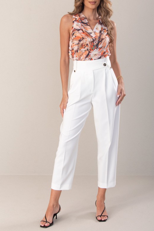 Classic pleated trousers