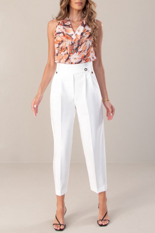 Classic pleated trousers
