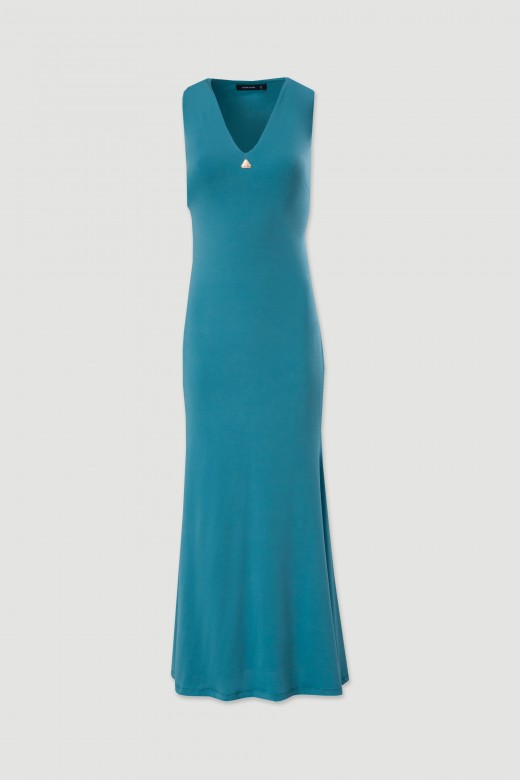 Long dress with v-neckline and open back