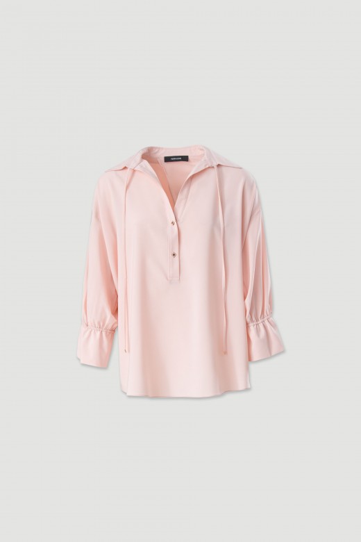 Fluid blouse with open back