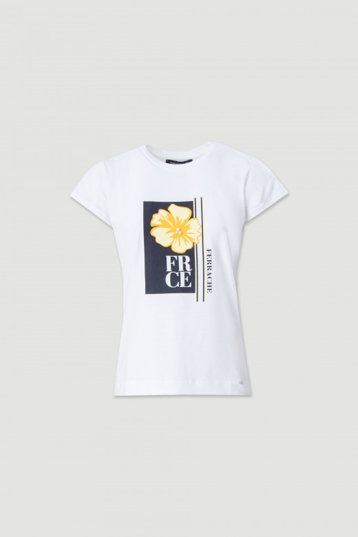 T-shirt bsica com estampado