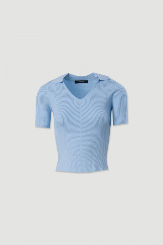 Ribbed knit top with short sleeves