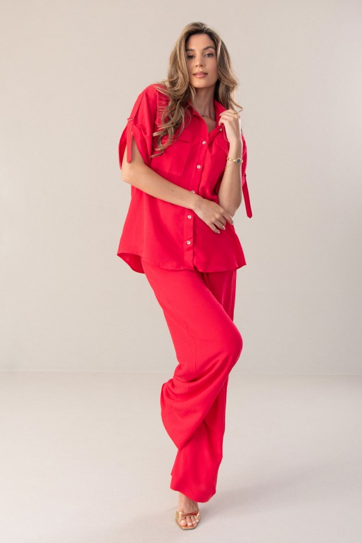Fluid wide-leg trousers with high waist
