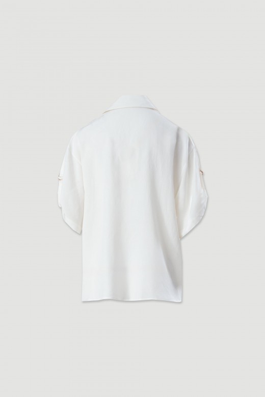 Blusa em linho com manga 3/4