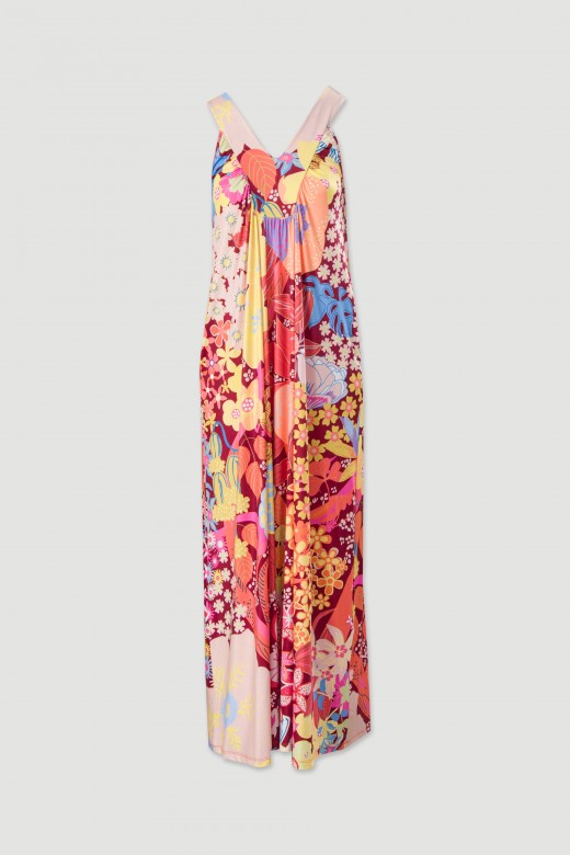 Vestido comprido em malha fria com estampado