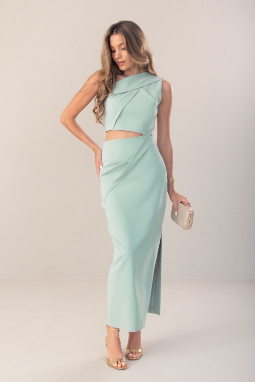 Vestido assimtrico cut out