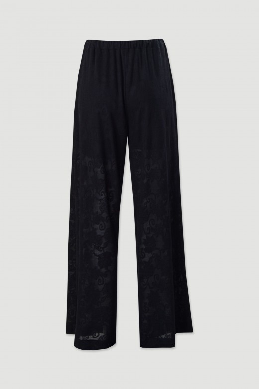Cala wide leg fluda com padro floral em relevo