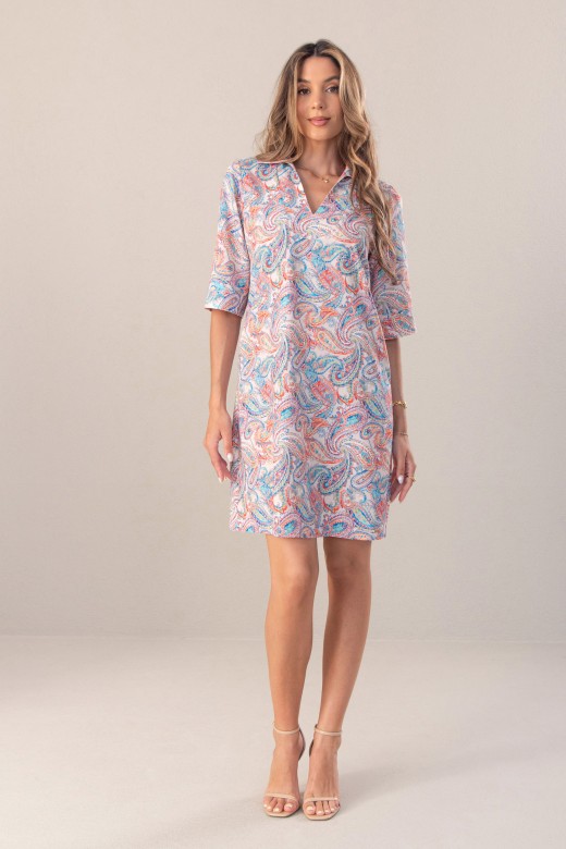 Vestido estampado com decote em v