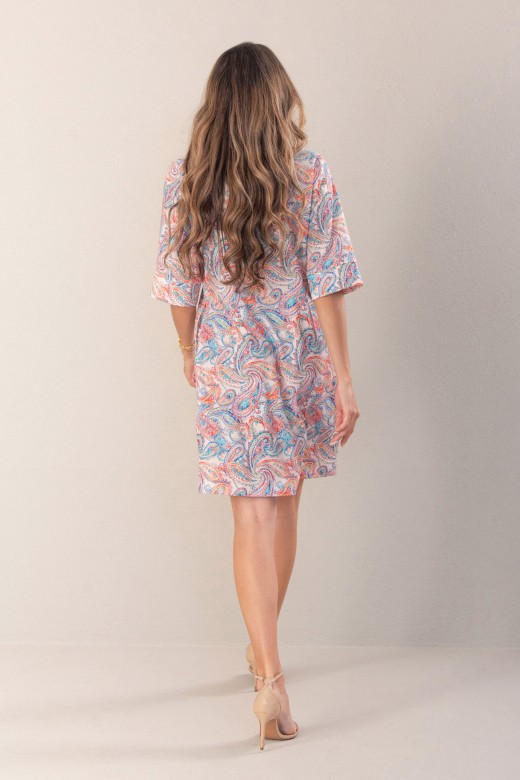 Vestido estampado com decote em v