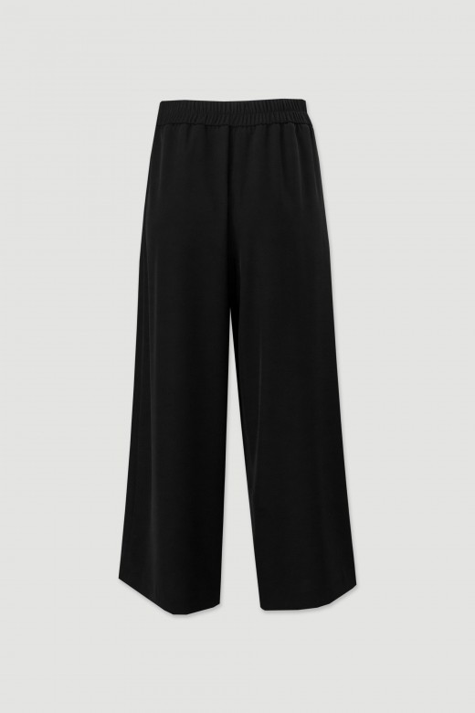 Pantalon culotte fluide avec ceinture élastique à l´arrière Pantalon culotte fluide avec ceinture élastique à l´arrière