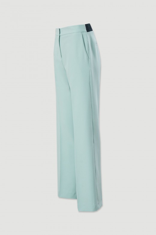 Classic high-waisted pants