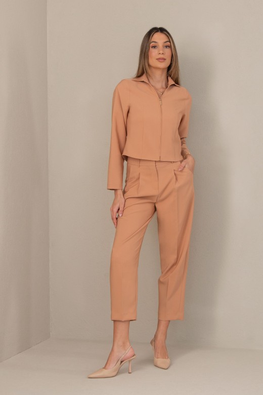 Classic trousers with pleat detail
