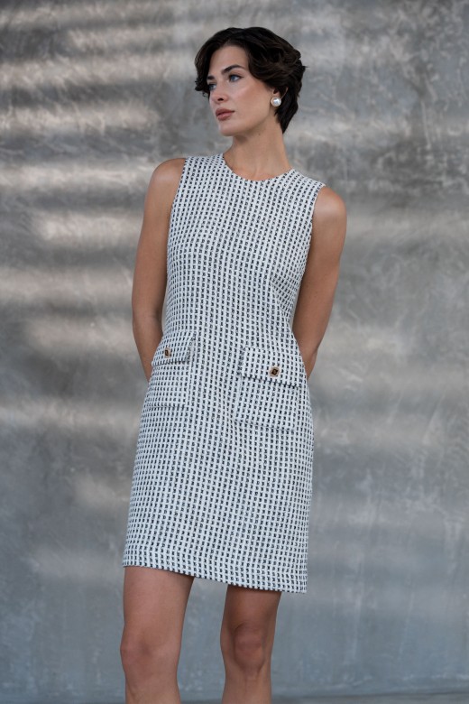 Vestido cintado texturizado