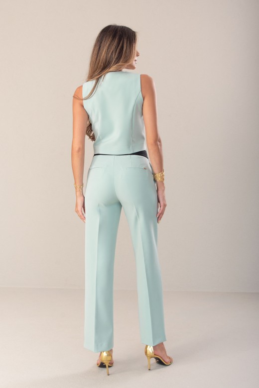 Classic high-waisted pants