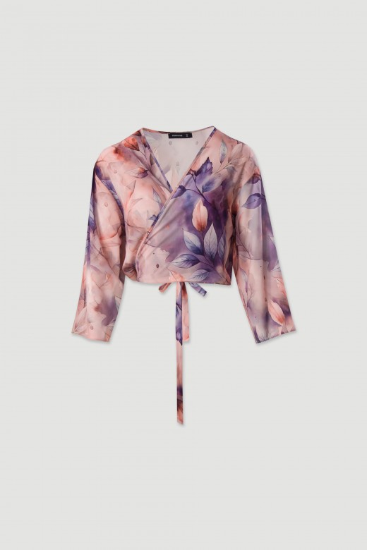 Bolero curto estampado em tecido fluido com lao