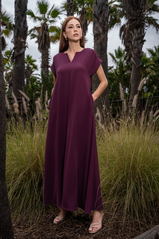 Long dress with short sleeves