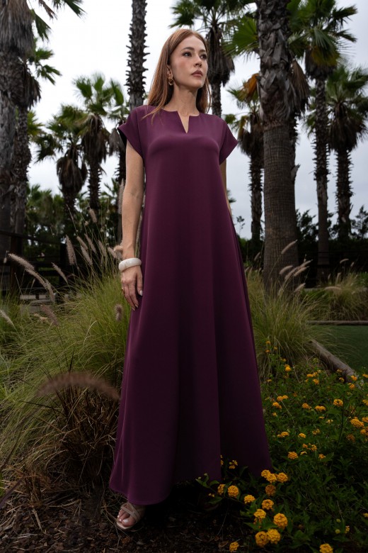 Long dress with short sleeves