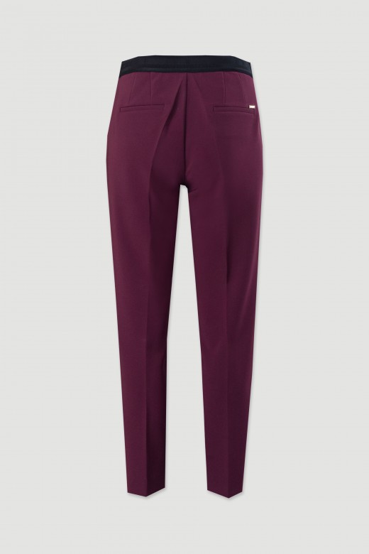 Pantaln clsico de tiro alto con detalle de cinturn elstico