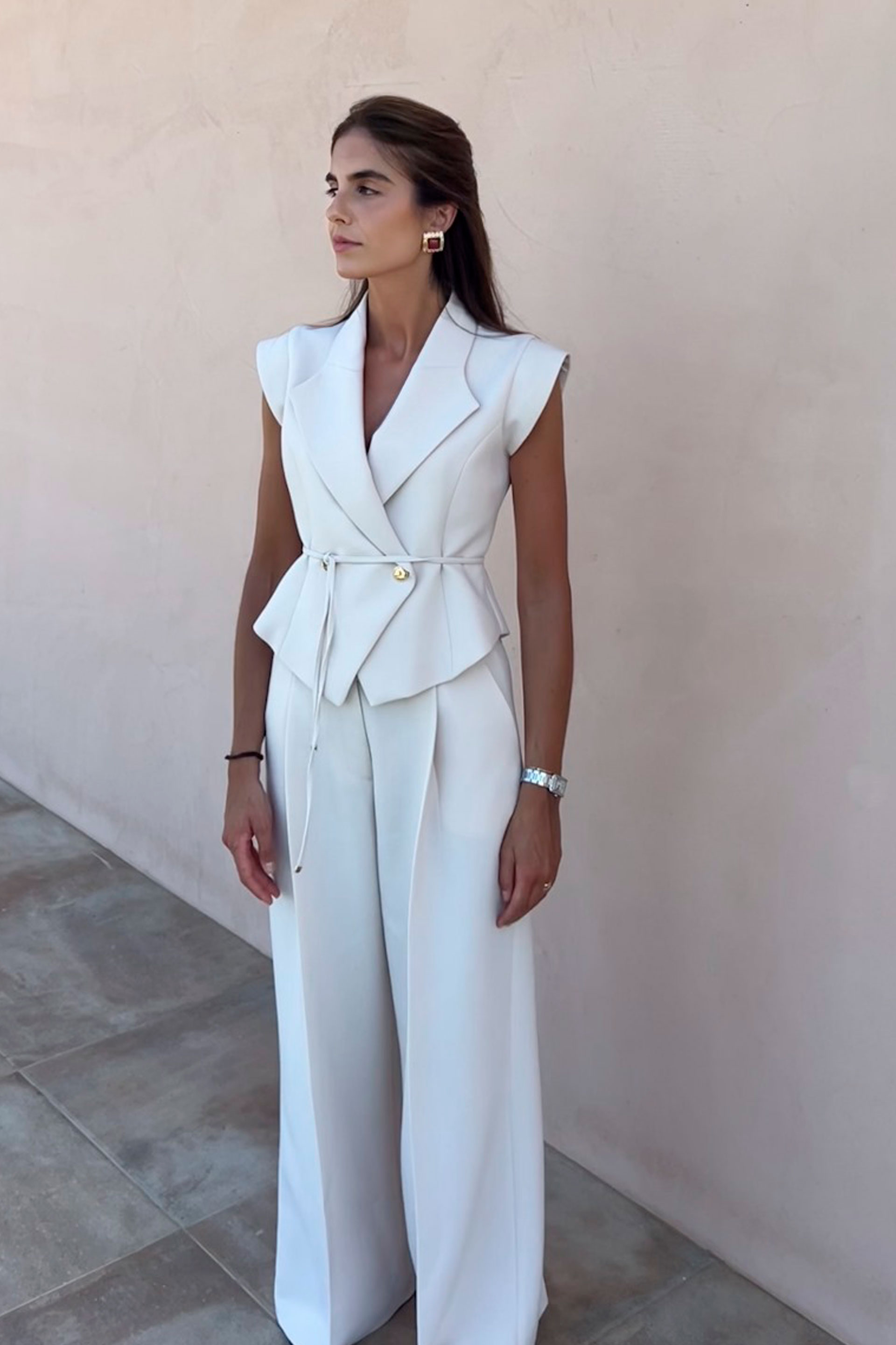 Calça clássica wide leg de cintura subida