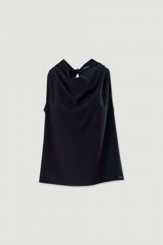 Top con cuello alto drapeado