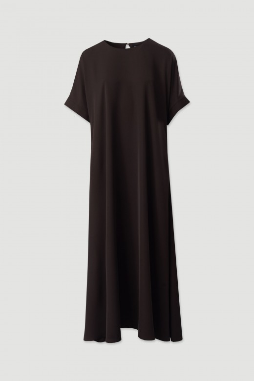 Vestido largo fluido con bolsillos