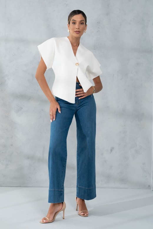 High-waisted wide-leg jeans with stitch detail