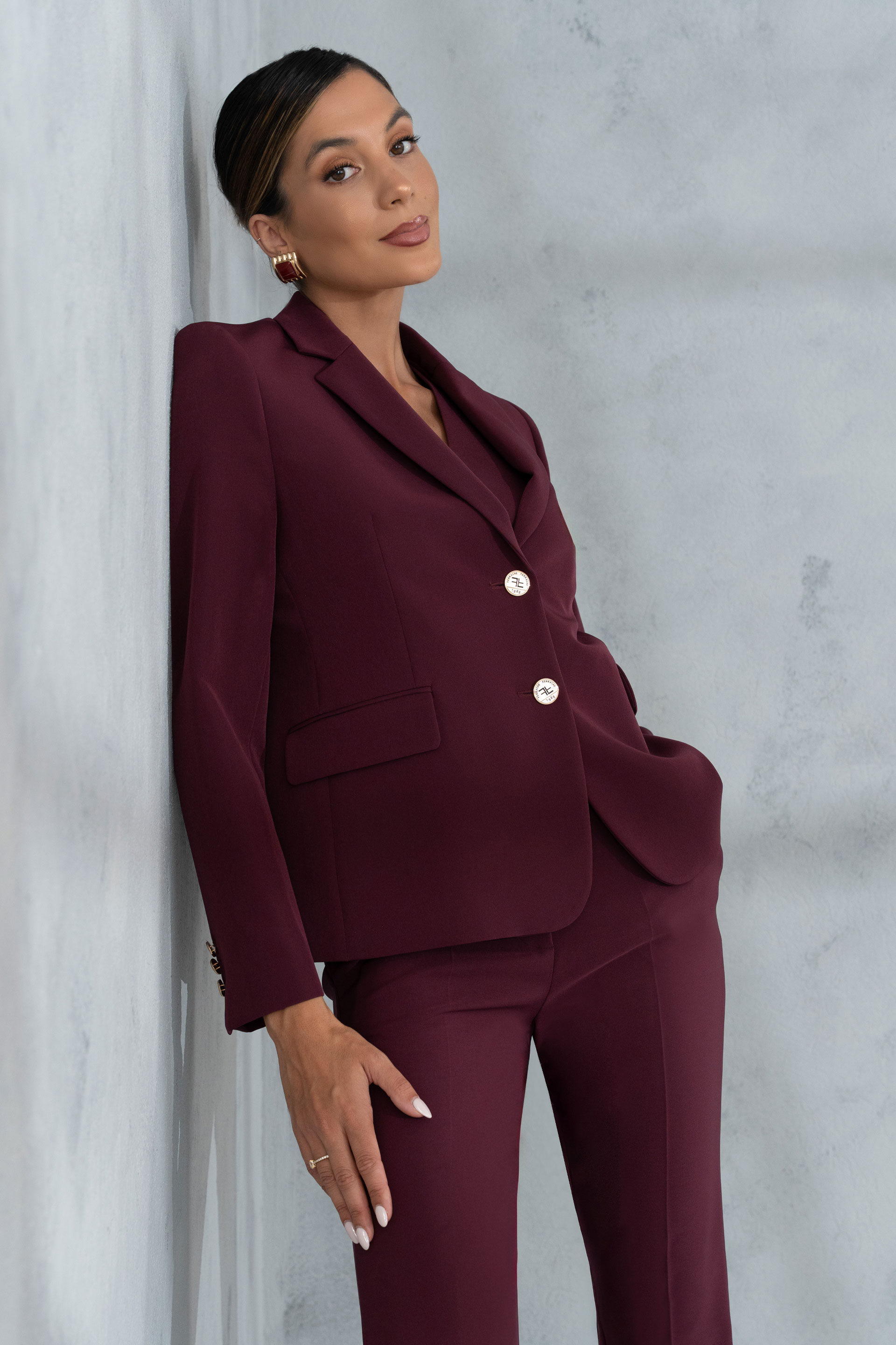 Blazer classique de tailleur avec boutons métalliques