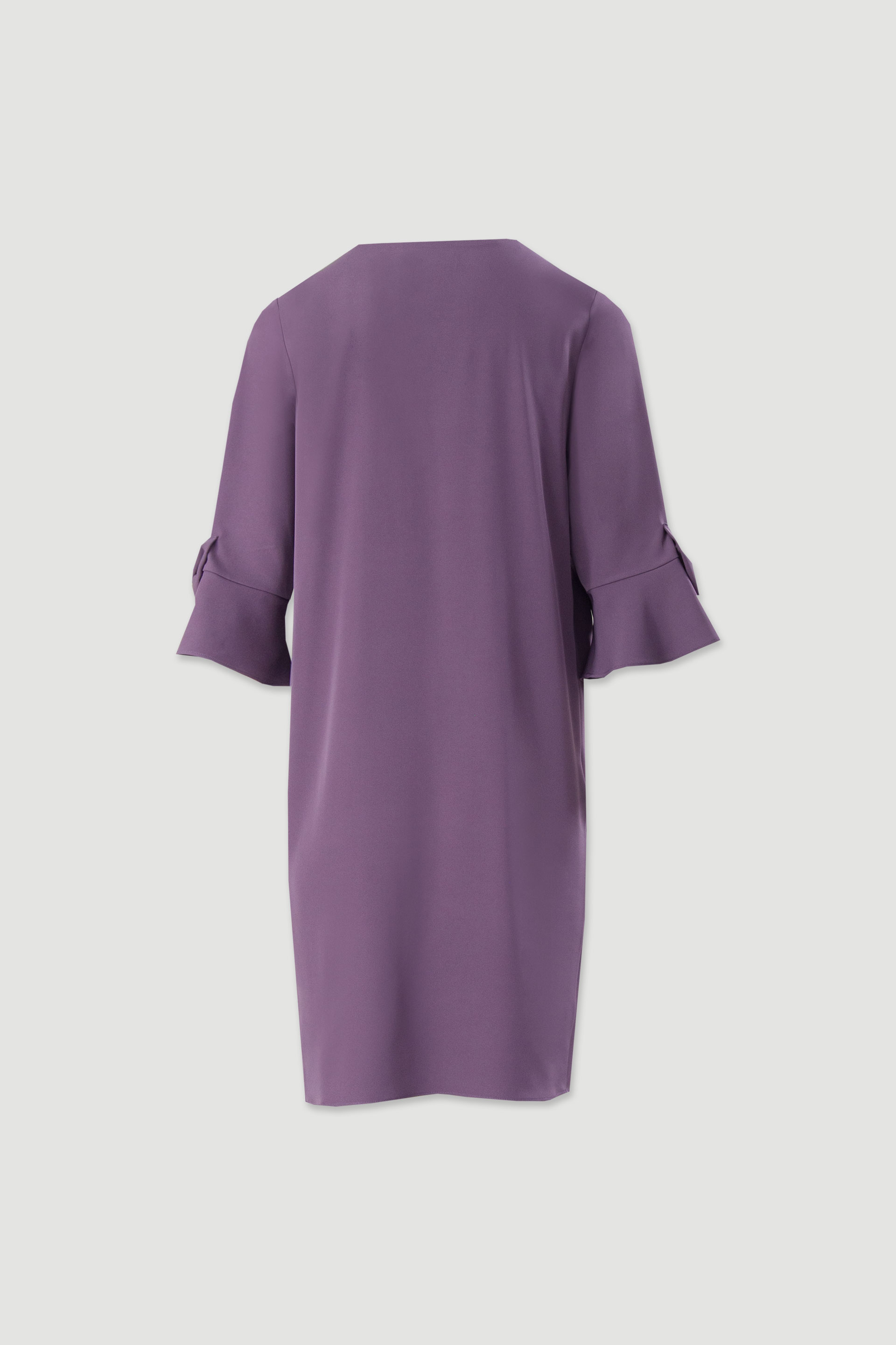 Vestido fluido con escote en v y manga con lazo