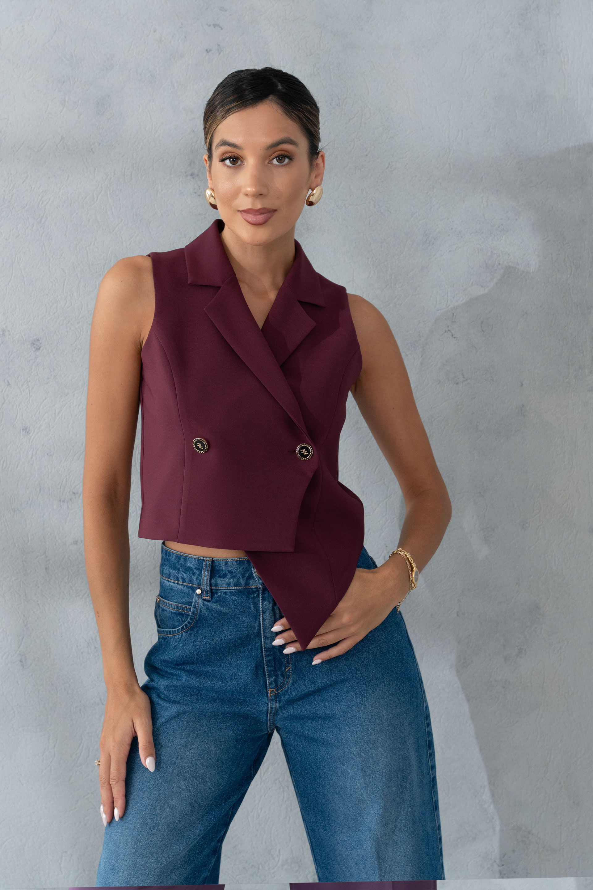 Chaleco asimétrico cruzado