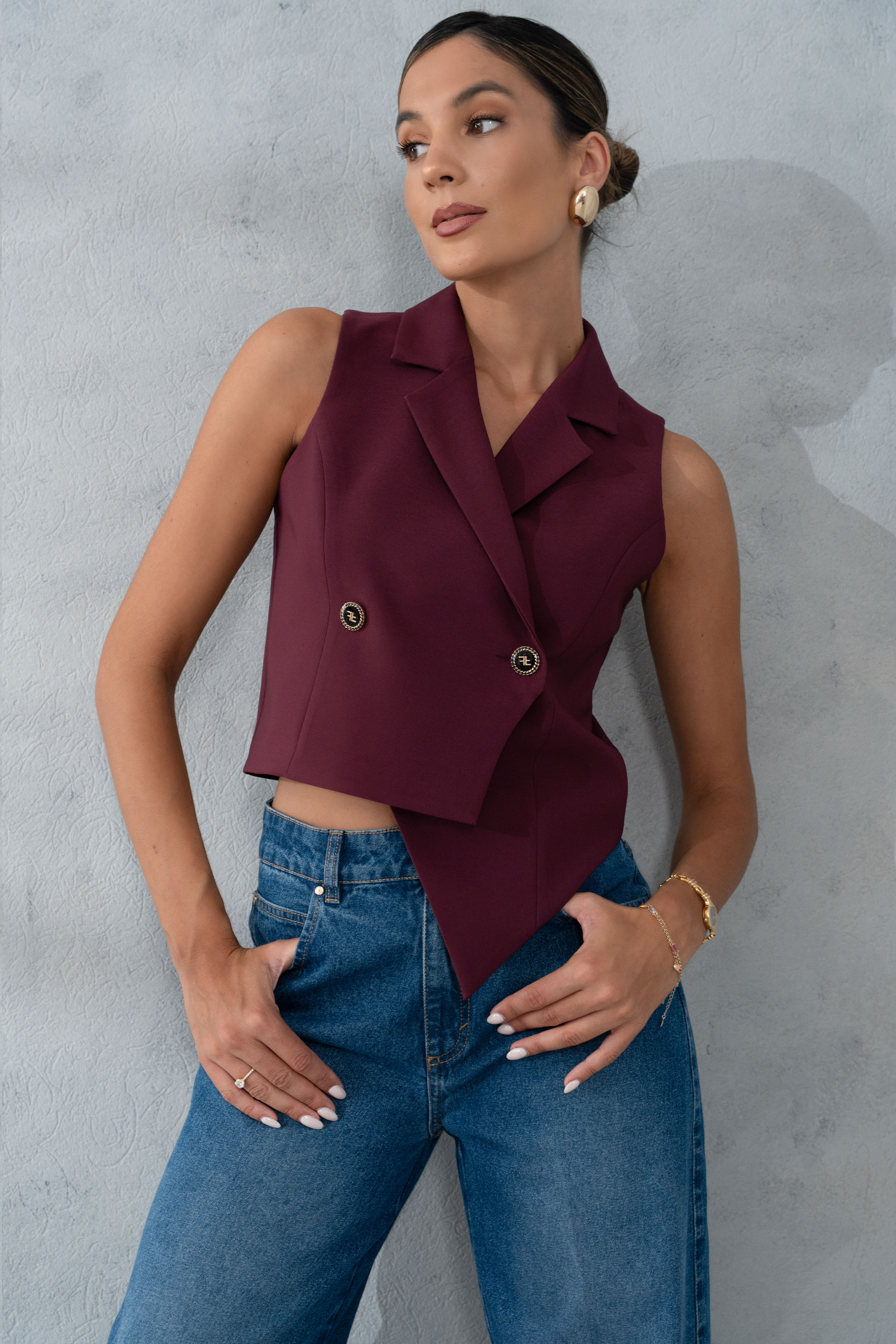 Chaleco asimétrico cruzado