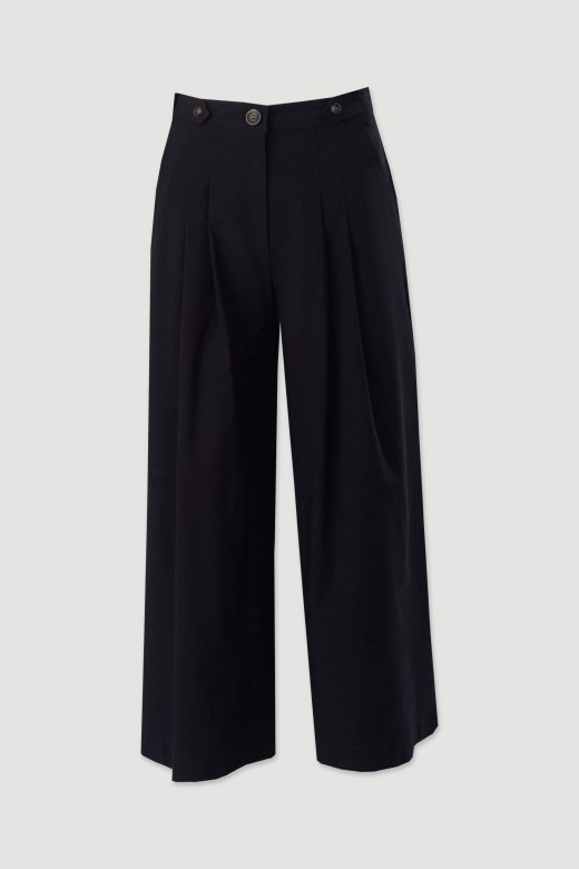 Pantaln wide leg con pliegues y cinturn