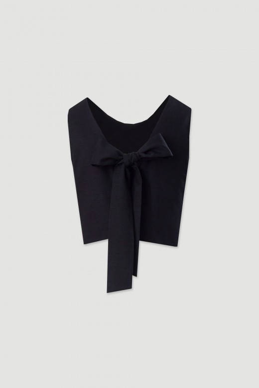 Short linen top with bow at the back