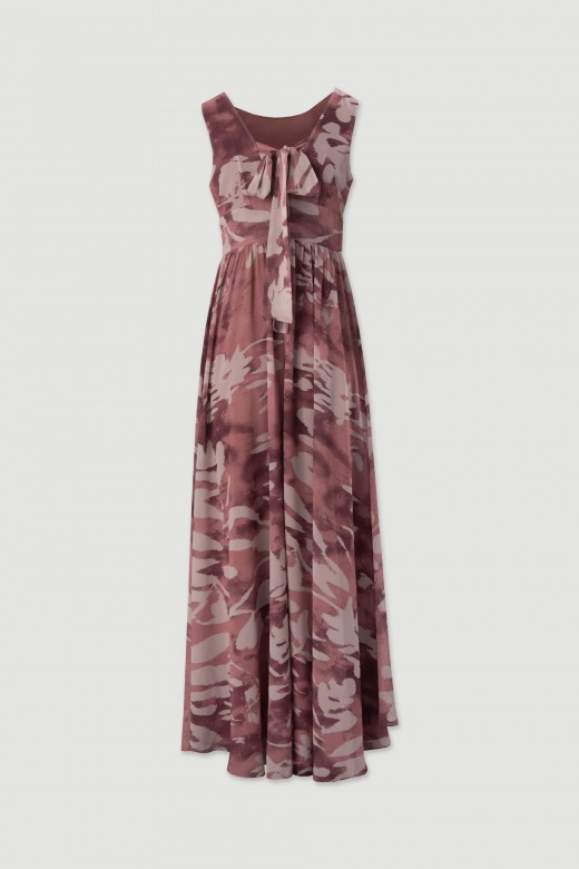 Vestido comprido fluido com laada na costa