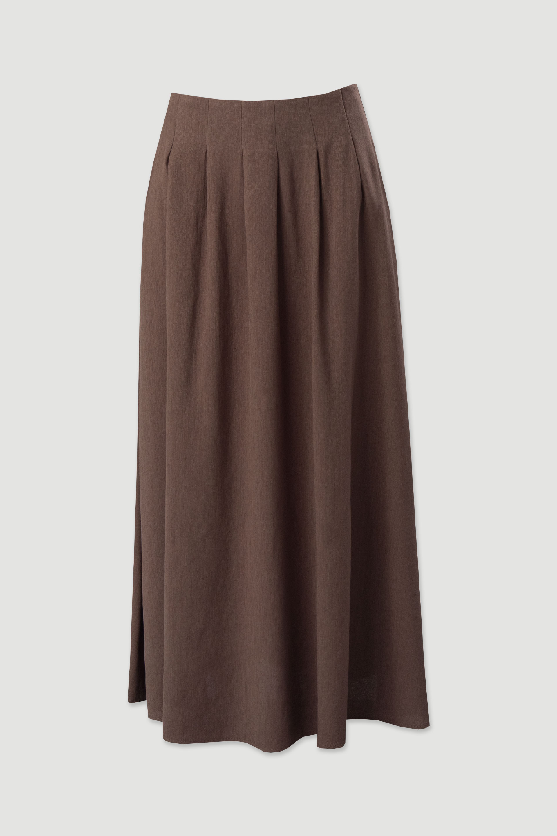 Long pleated skirt