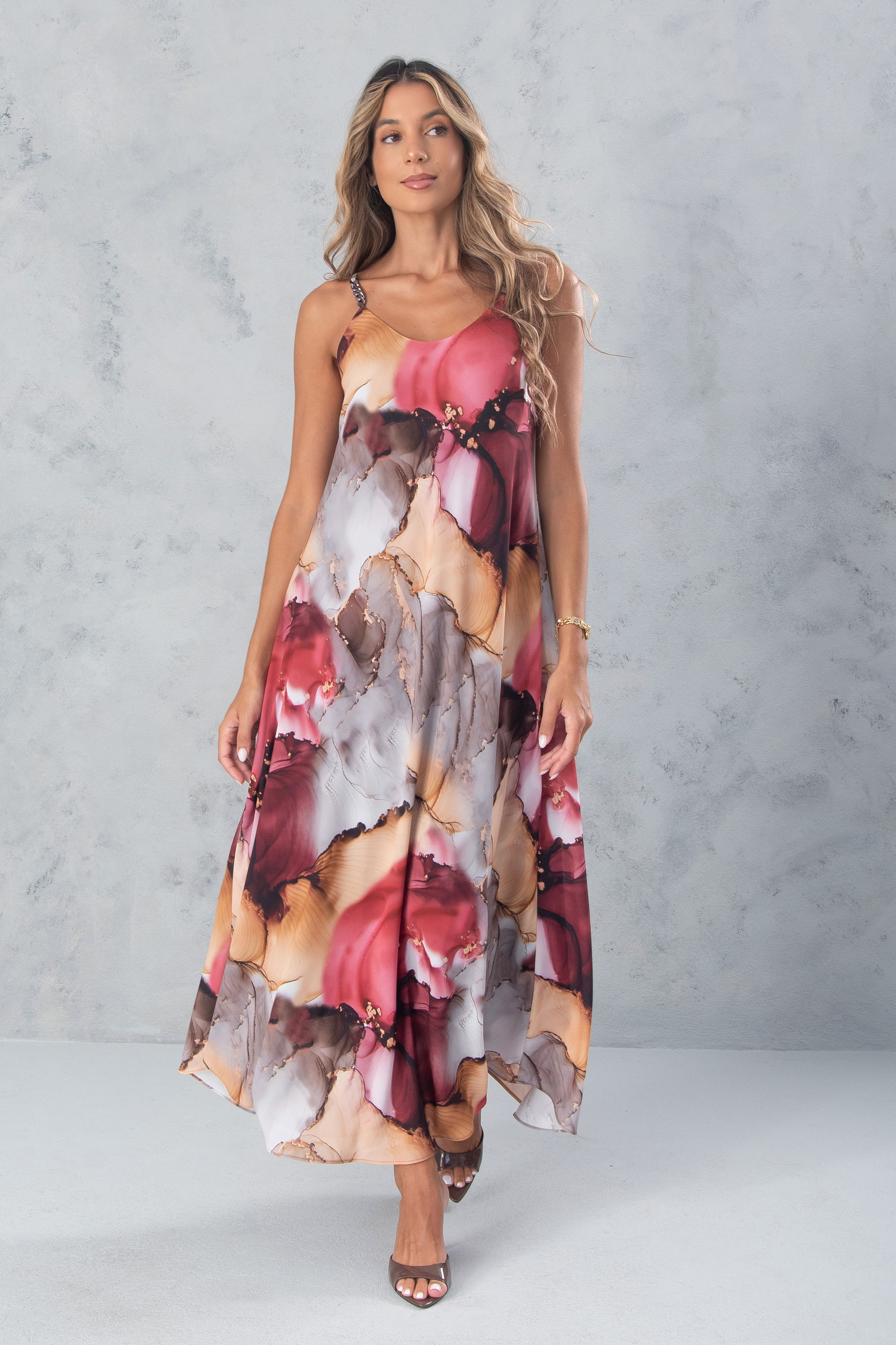 Vestido midi fluido estampado de alça