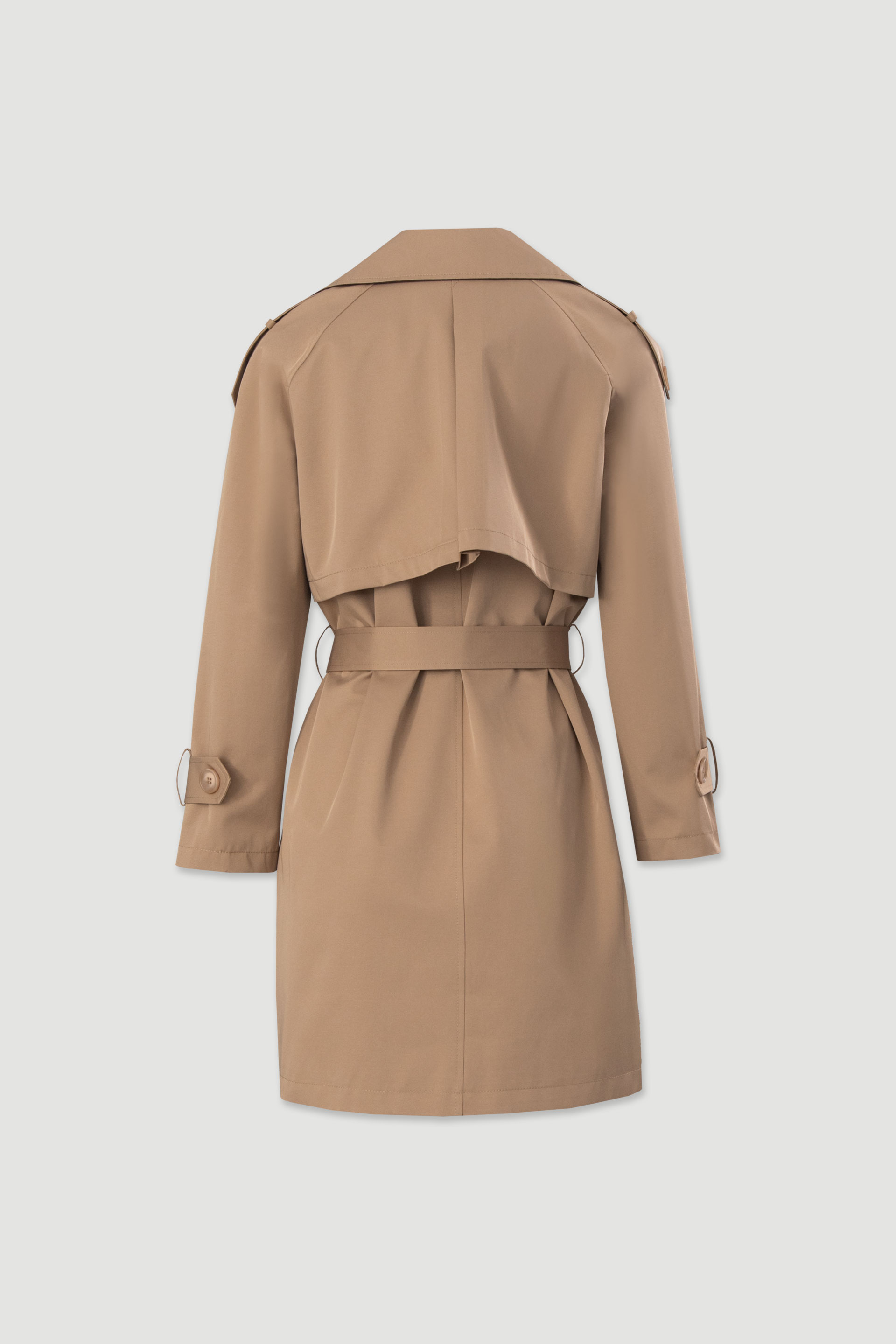 Gabardina clásica con cinturón