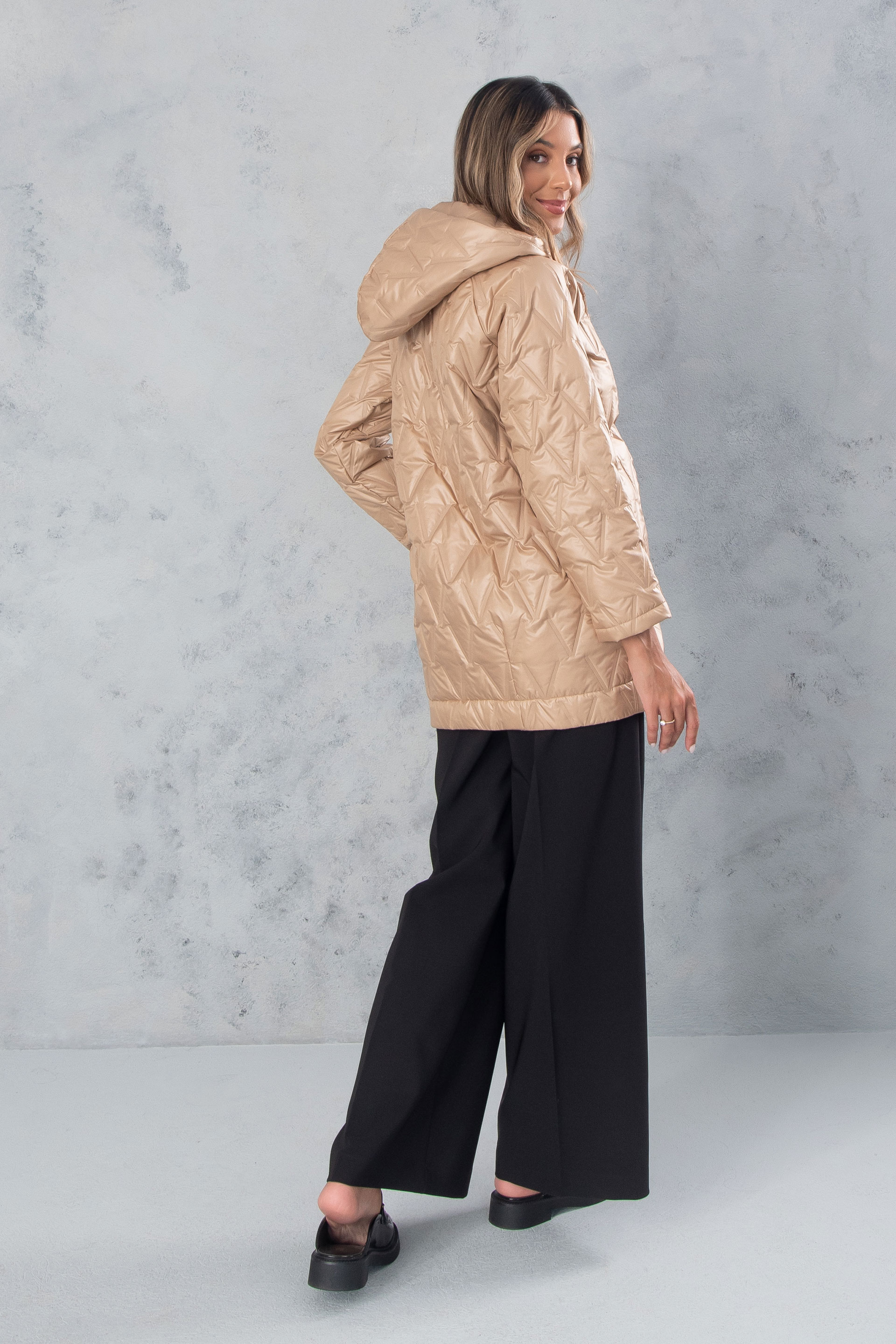 Parka comprida acolchoada com capuz