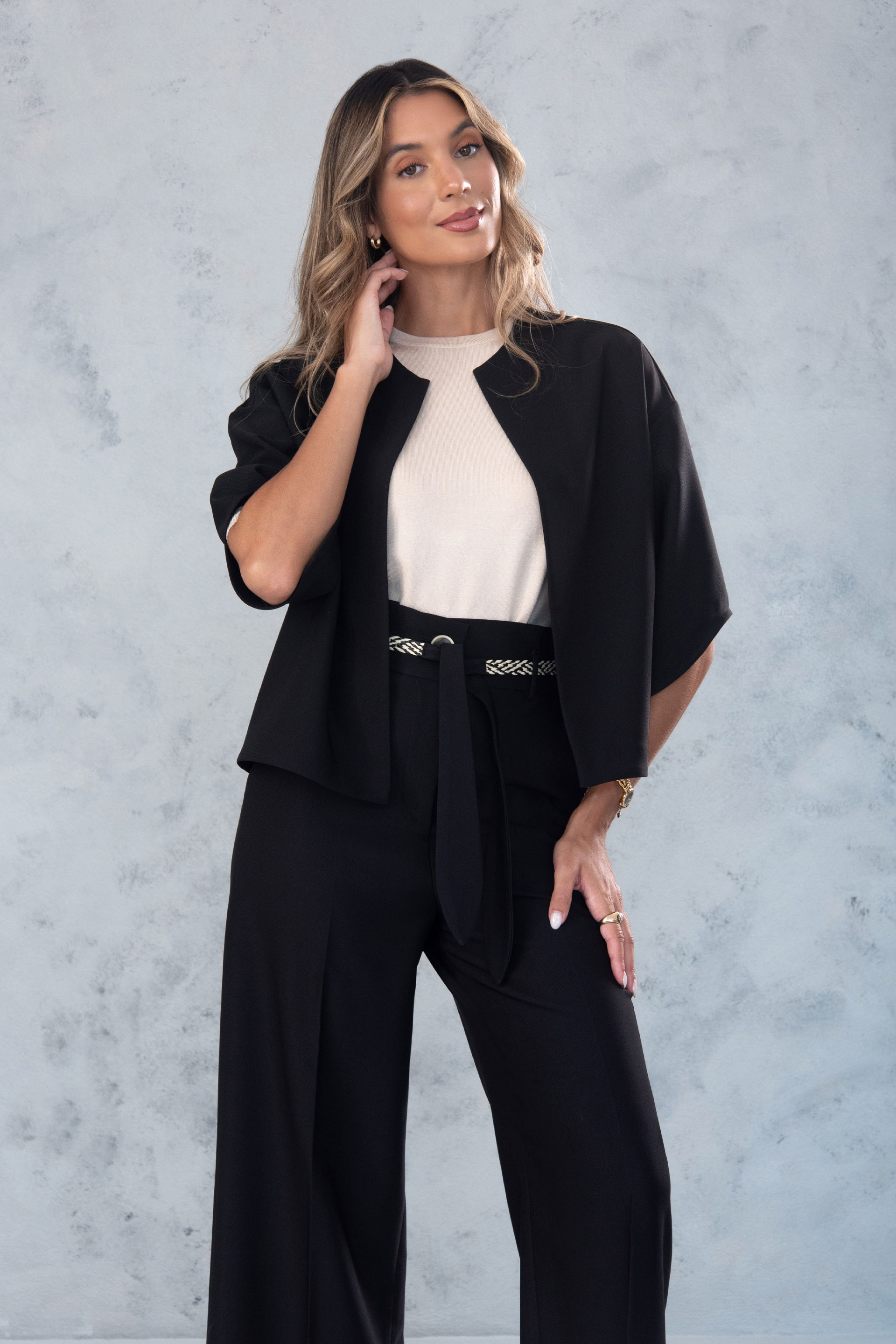 Open fluid-cut jacket