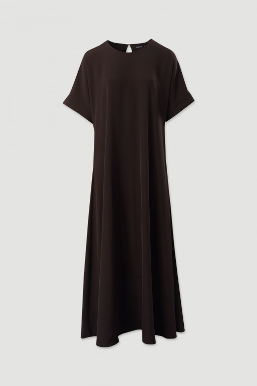 Vestido fluido comprido com bolsos