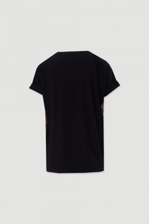Tnica de malha estampada em v