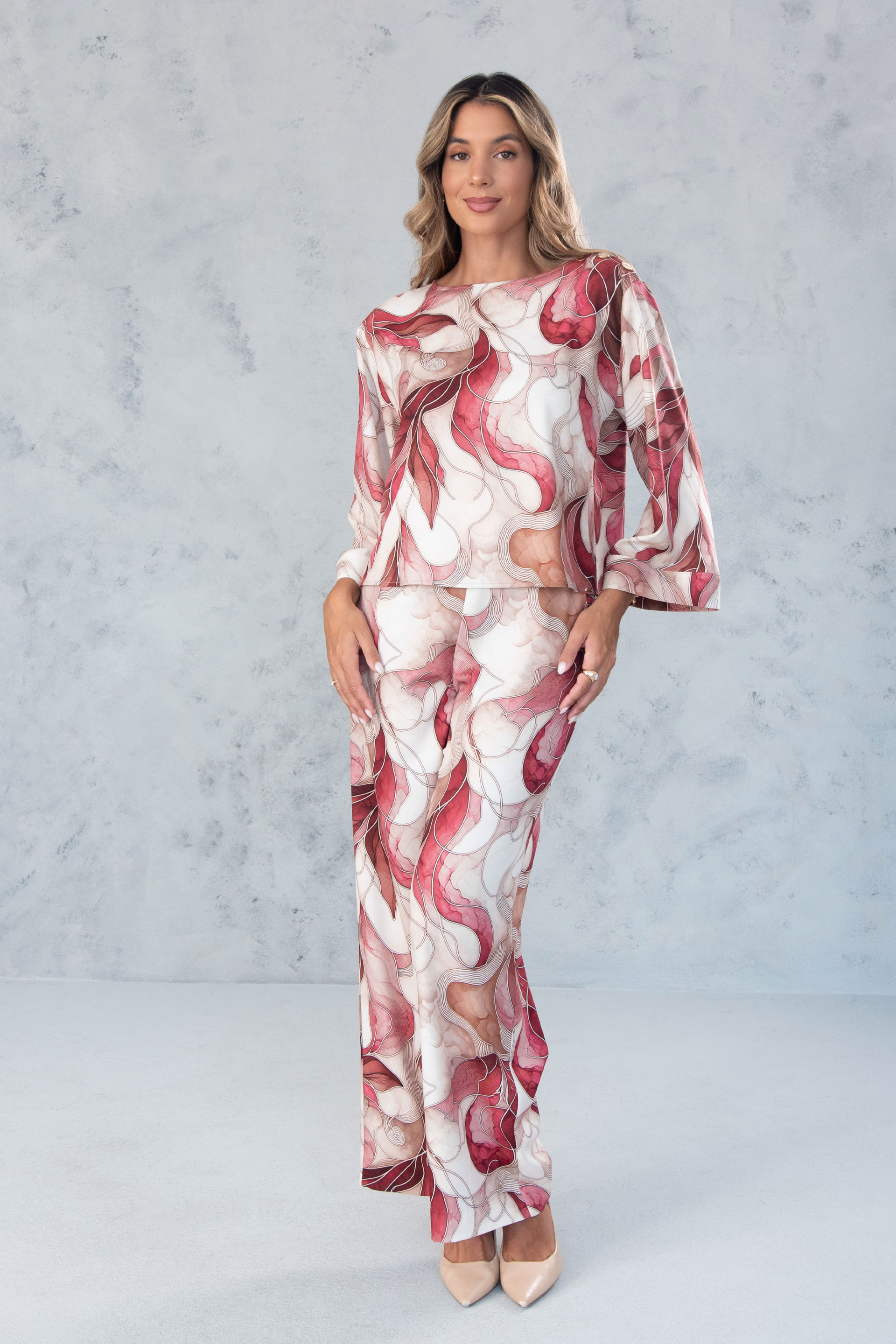 Calça wide leg fluida estampada