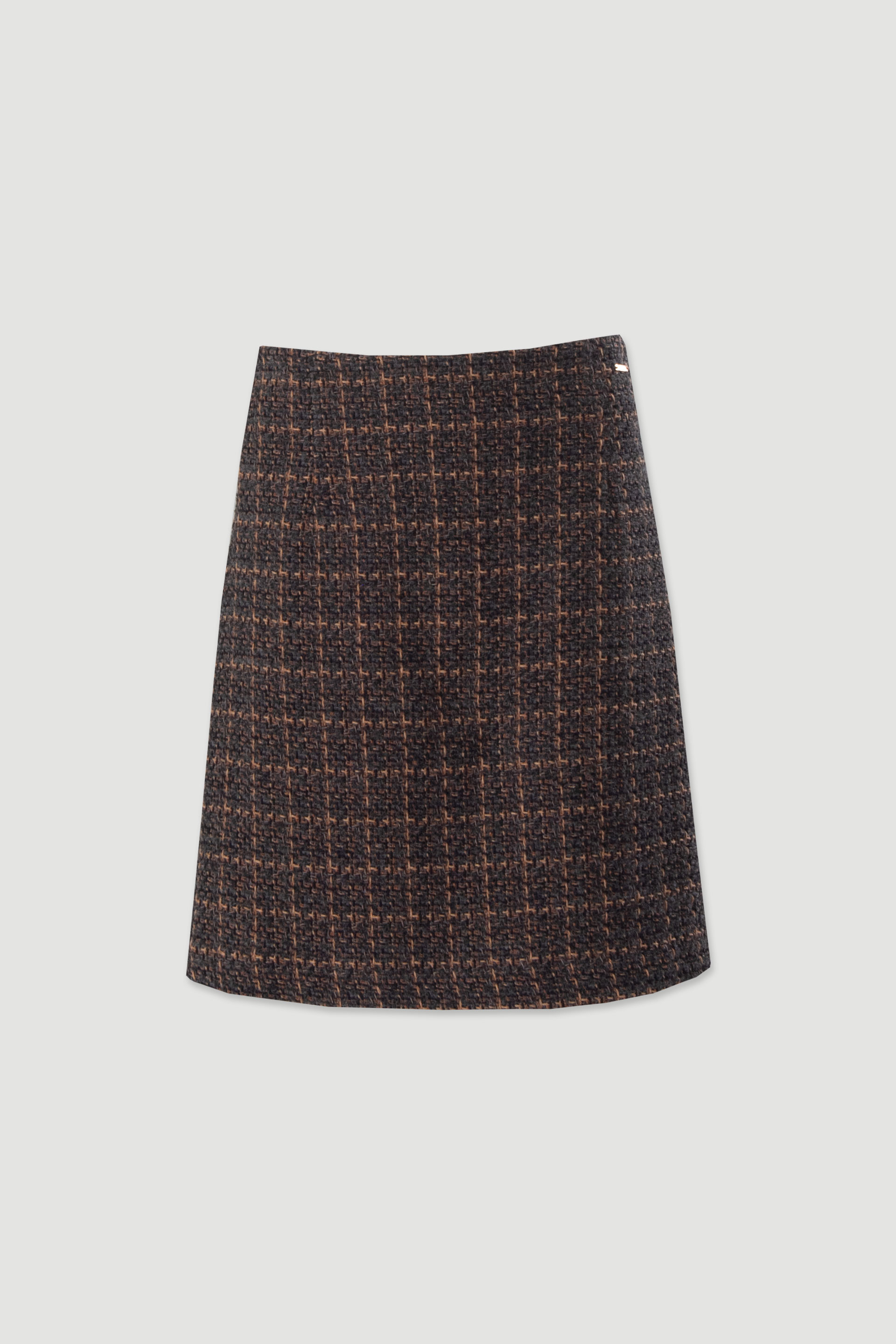 Structured short tweed skirt