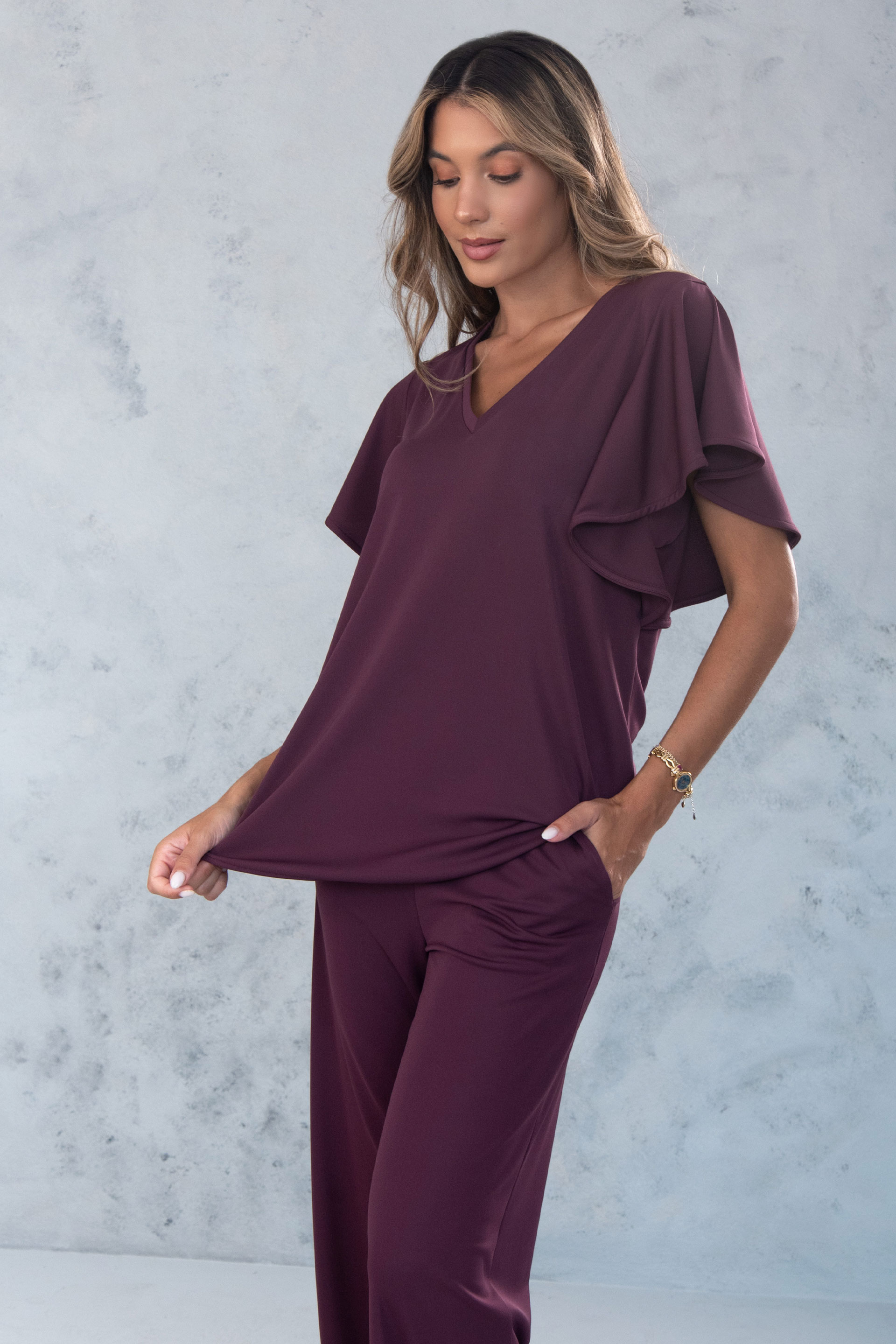 Túnica con escote en v y mangas con volante