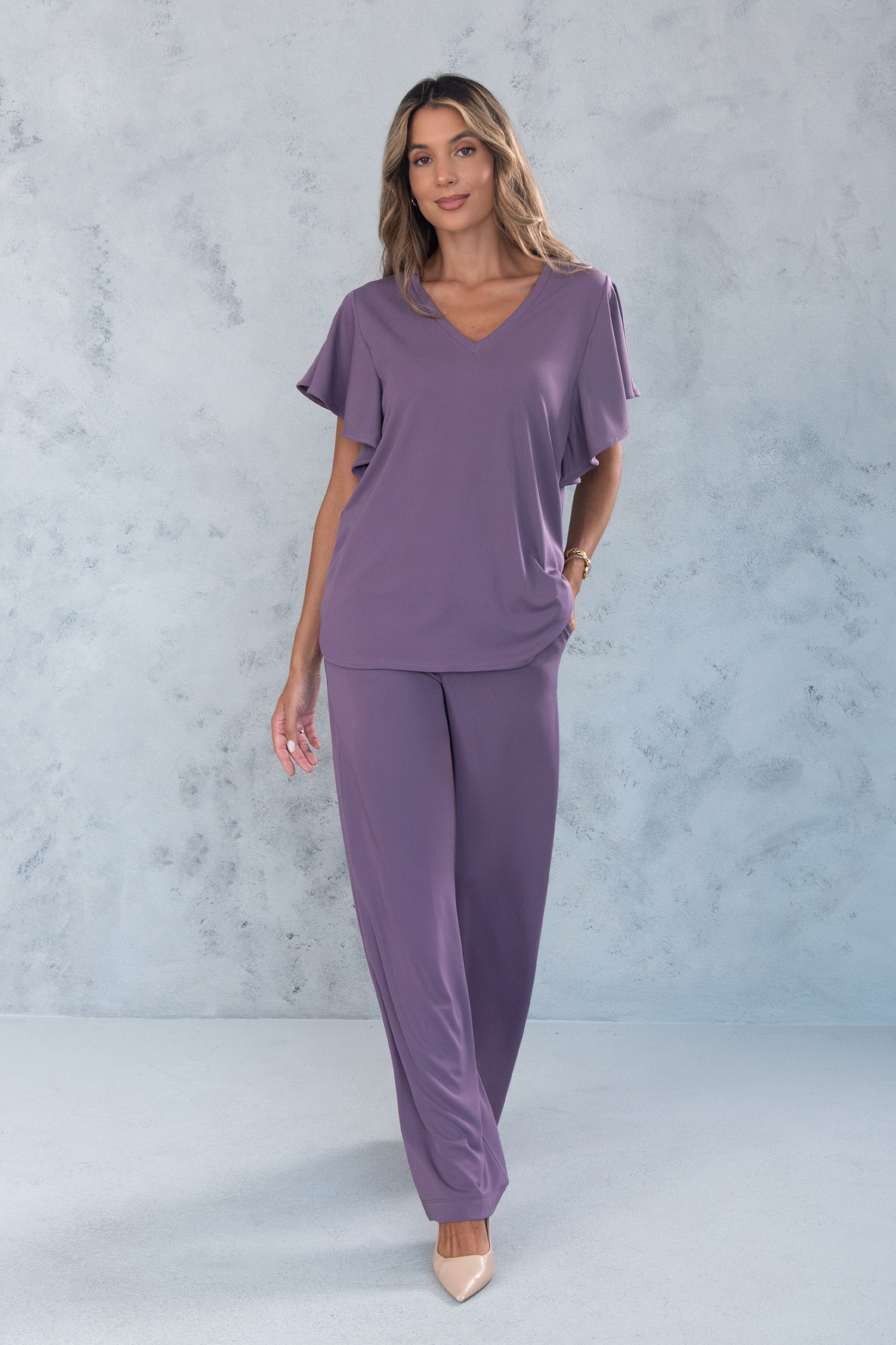 Wide-leg knit trousers